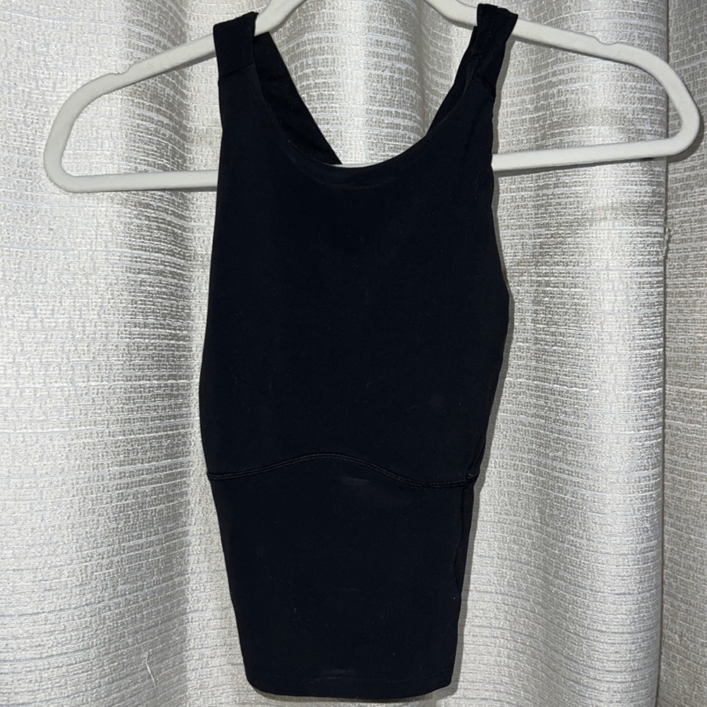 Lululemon top